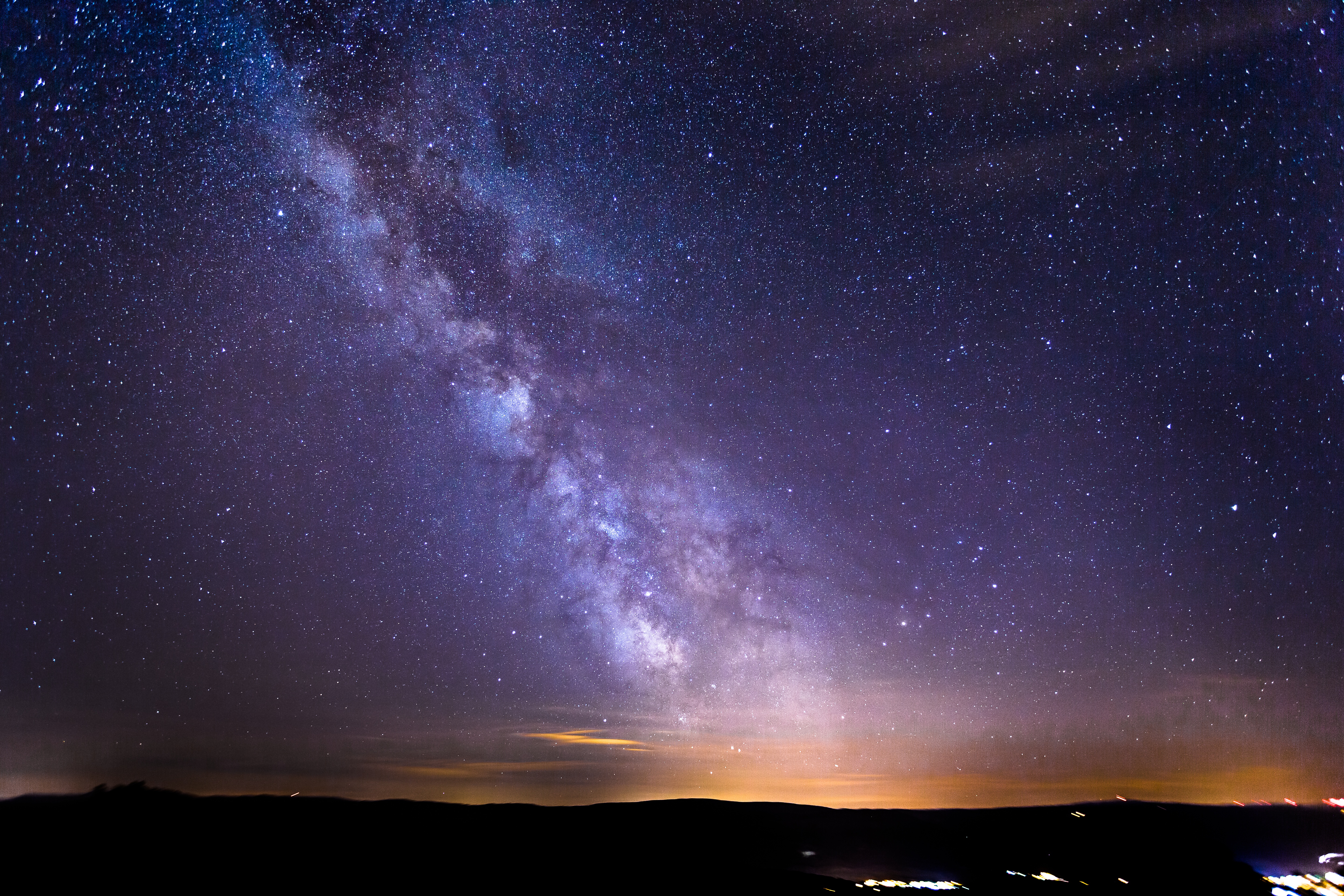 桌面上的壁纸夜空 外层空间 晚霞