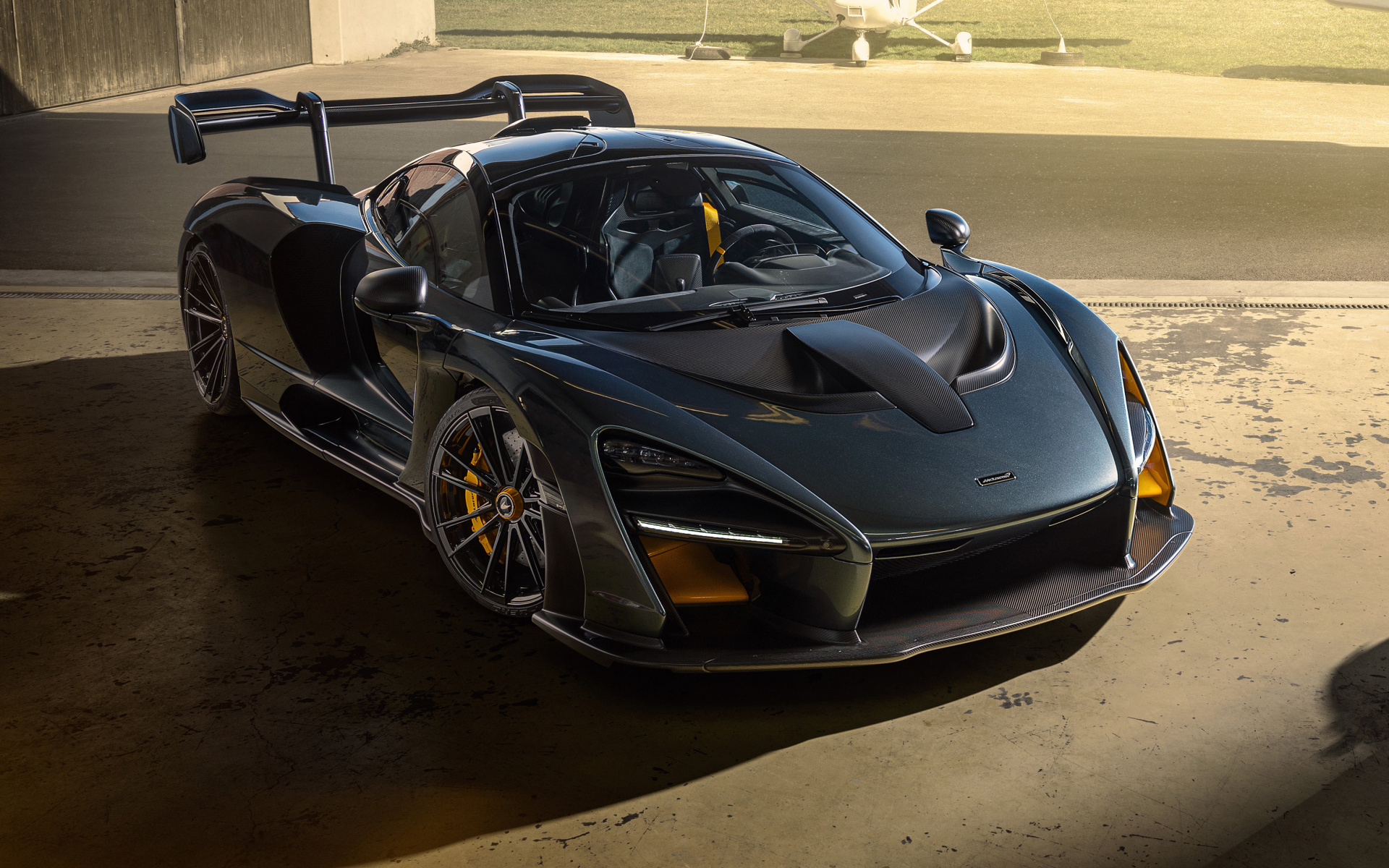 Free photo McLaren Senna .