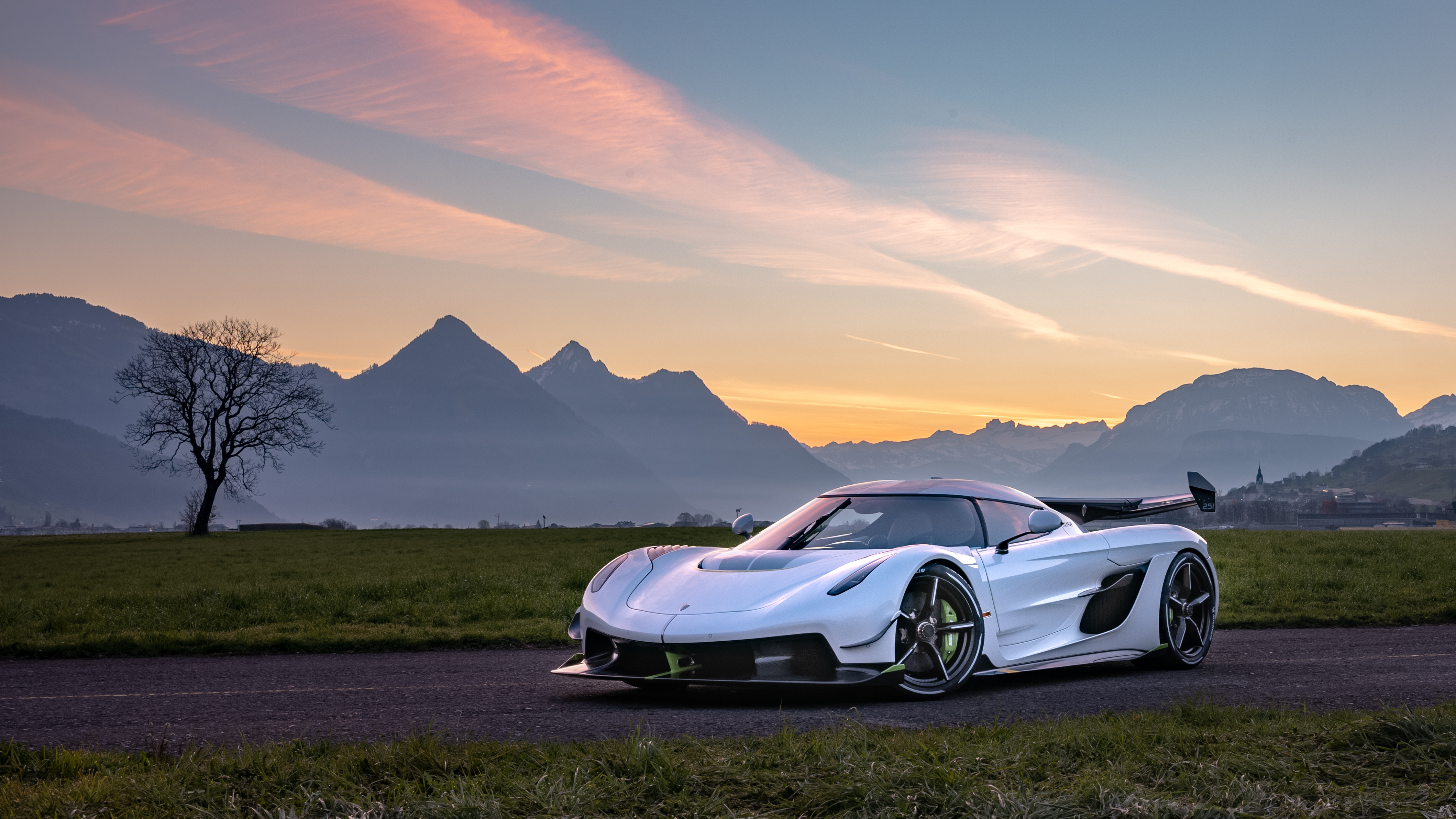 Wallpapers Koenigsegg Jesko Koenigsegg white on the desktop