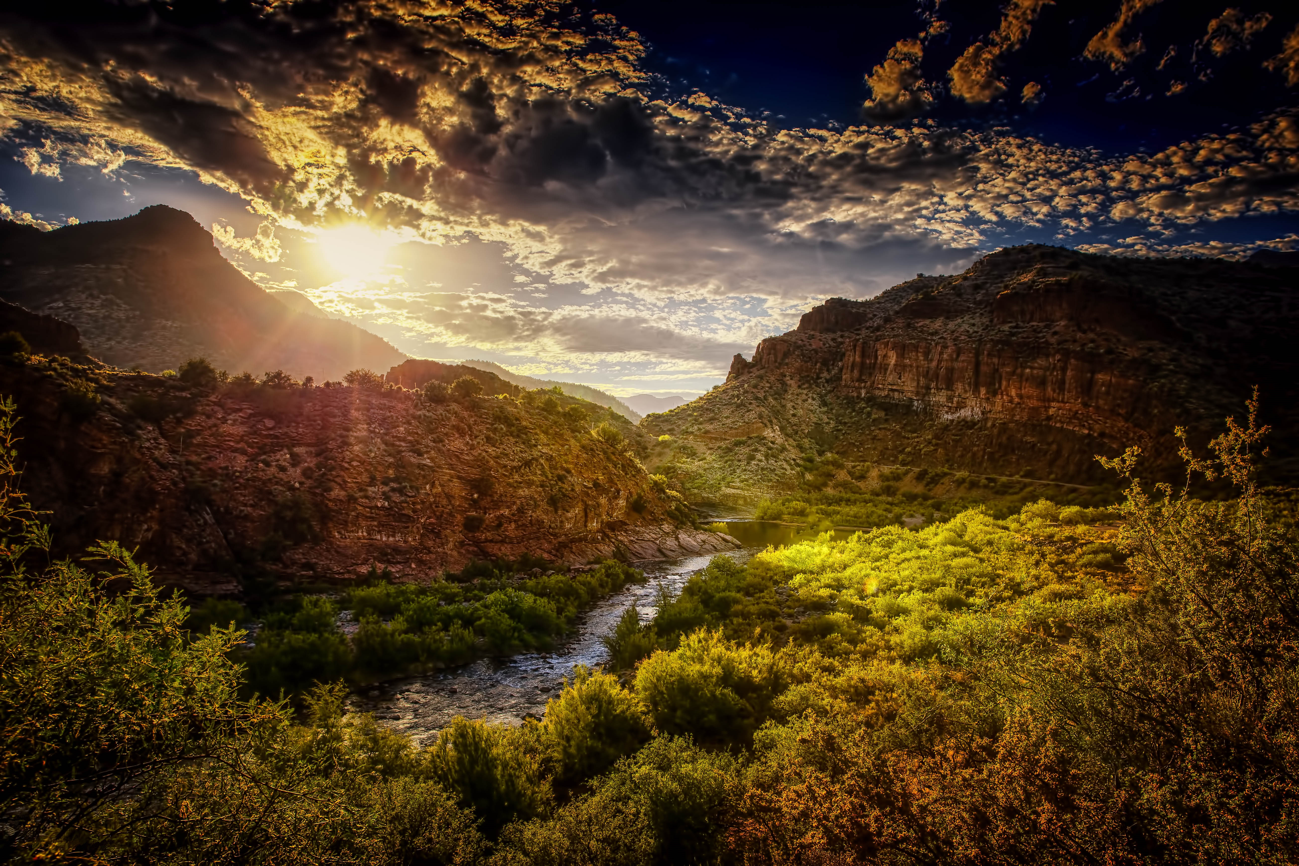 桌面上的壁纸盐河峡谷 亚利桑那州的日落 河流