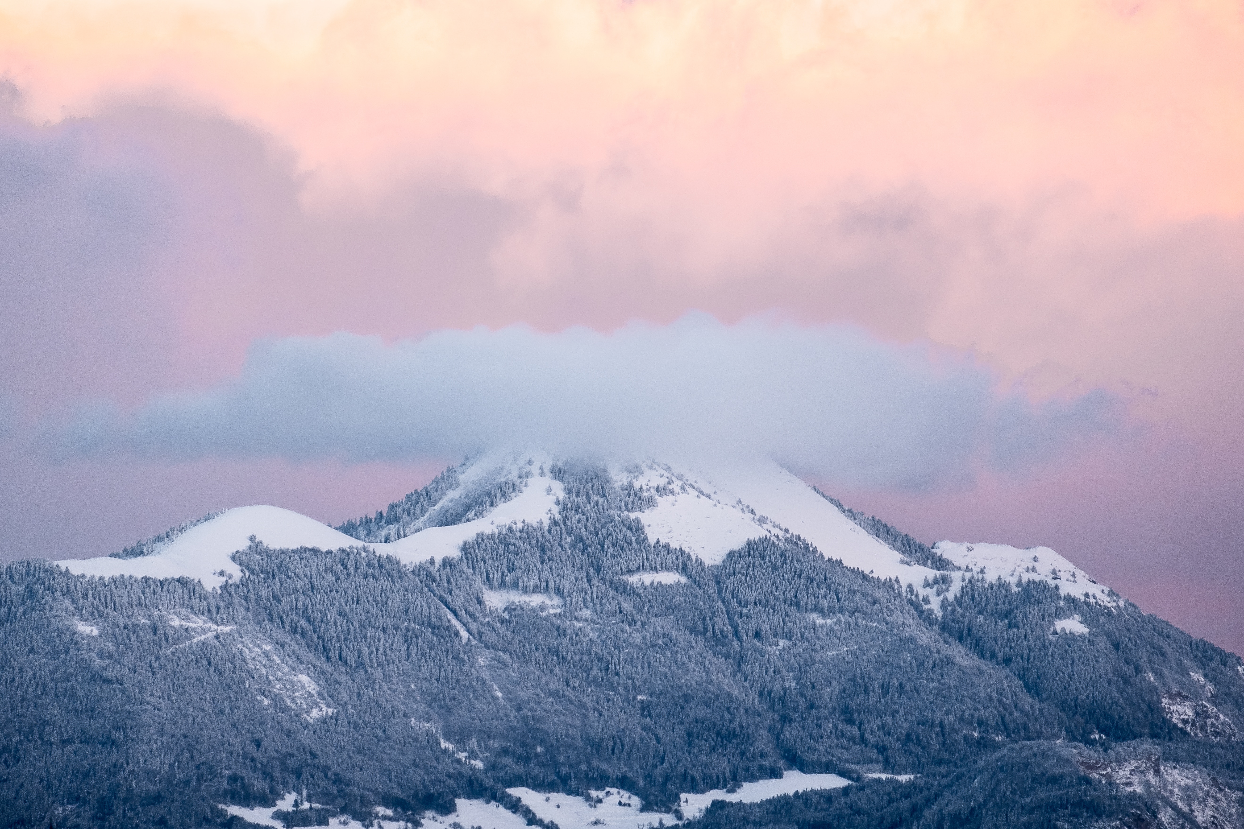 Wallpapers mountains peaks clouds on the desktop