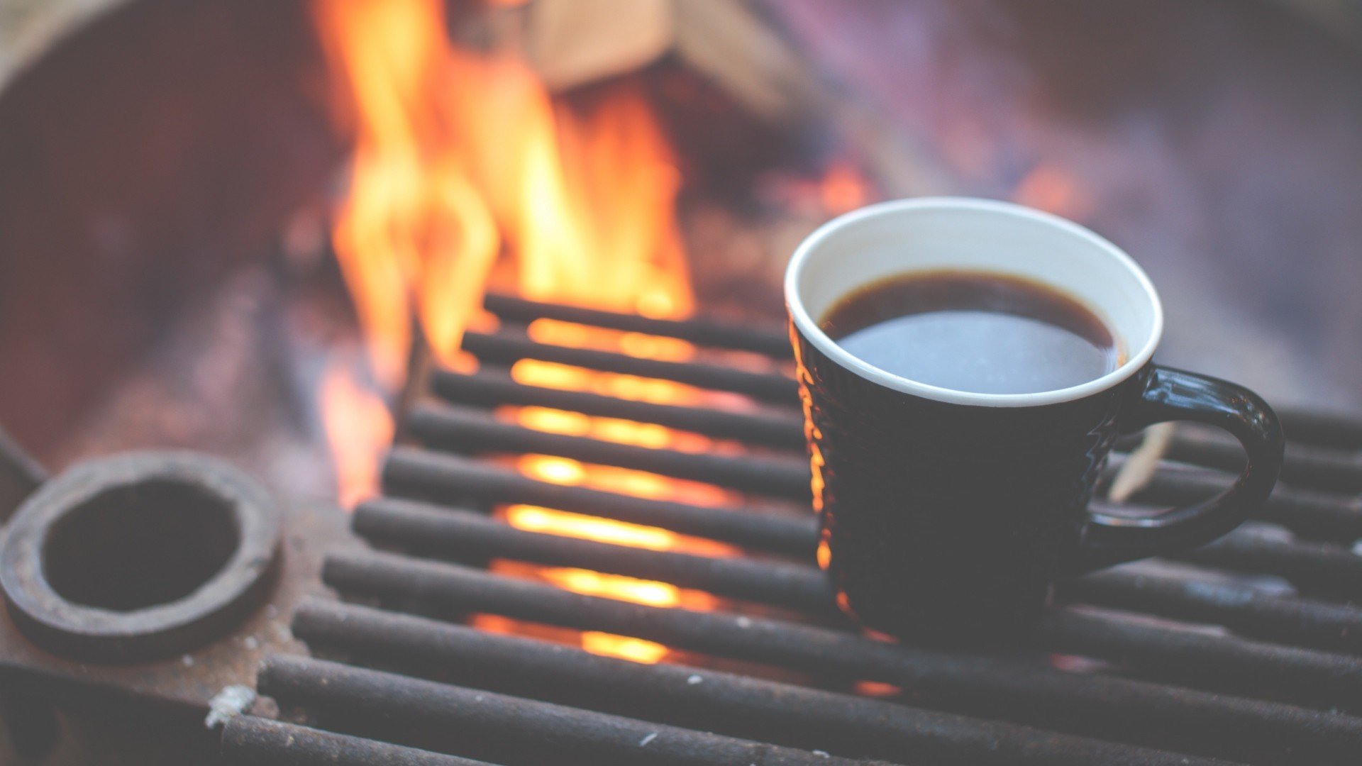 Wallpapers campfire camping coffee on the desktop
