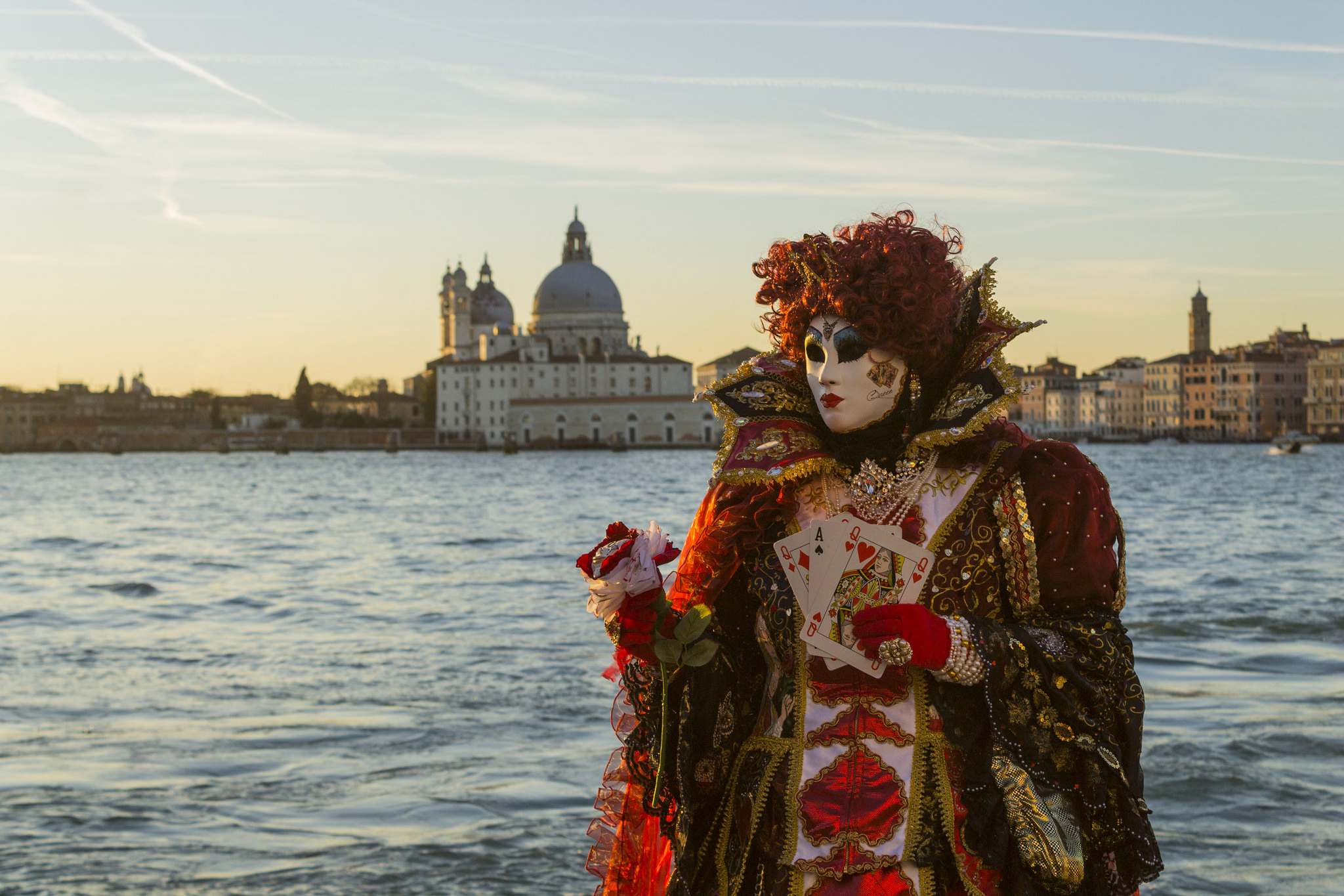 Wallpapers Venetian masks outfits Venetian outfit on the desktop